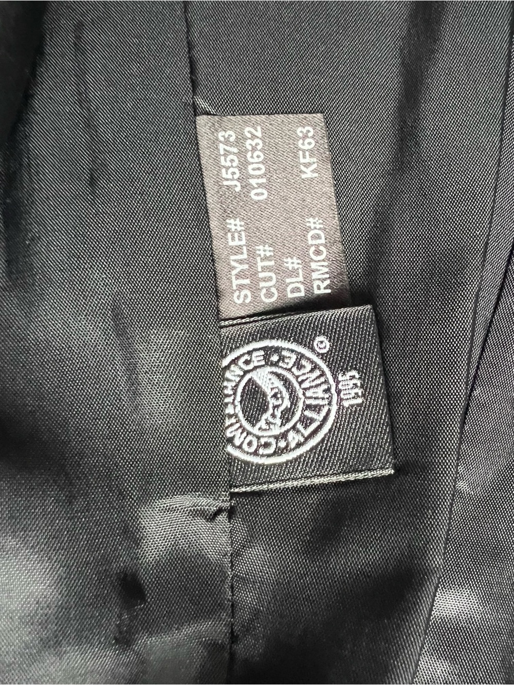 Vintage 90’s Laundry by Shelli Segal Velvet Blazer made in Canada size 0 - Picture 10 of 10